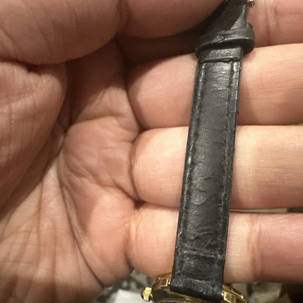 Works Vintage Timex Watch Women 25mm Black Gold Dial Black Band 1990 New Battery
